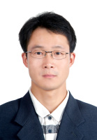 刘东 照片