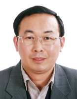 吕永龙 照片