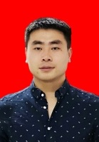 李伦兴 照片