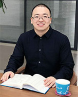 李备 照片
