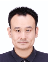 李宏佳 照片