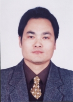 李忠佩 照片