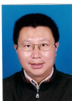 李新亮 照片