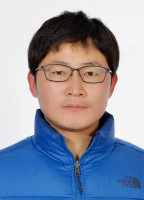李浩 照片