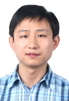 李英明 照片