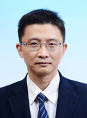 李铁 照片