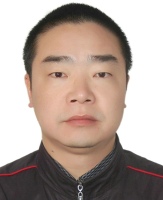 罗泰义 照片