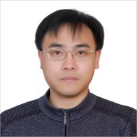 雷裕红 照片