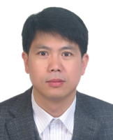 彭新华 照片