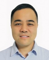 彭澎 照片