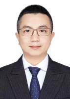 彭磊 照片