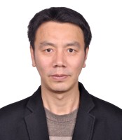 秦宇 照片