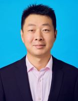 任豪 照片