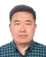 尚德龙 照片