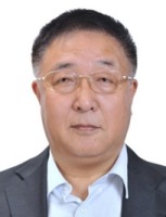 申德振 照片