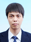 覃荣华 照片