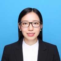 谭婷 照片
