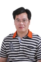 吴侠义 照片
