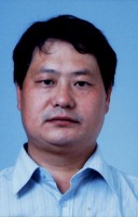 吴春明 照片