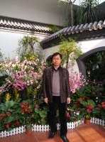 温学发 照片