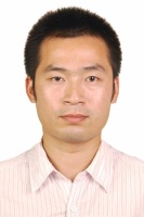 王明富 照片