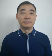 王春鸿 照片