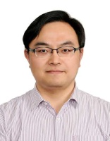 王颀 照片