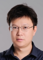 徐向宇 照片