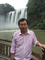 李启朗 照片