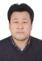 肖生春 照片