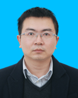 严伟 照片