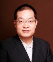 严炜 照片