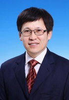 于建伟 照片
