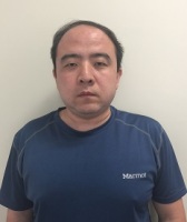 原建平 照片