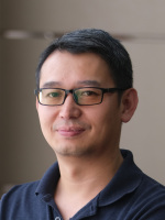 尤立星 照片