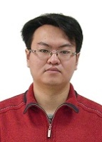 尹传历 照片