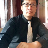 易卫东 照片