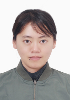 杨毅玲 照片