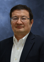 杨永峰 照片