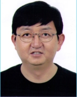 杨永辉 照片