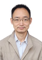 杨直 照片