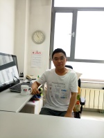 杨金民 照片
