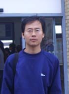 闫义 照片