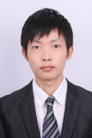 周东 照片