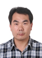周斌 照片