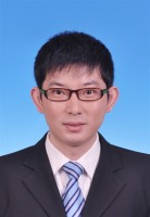 张闯 照片