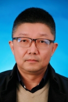 赵允 照片