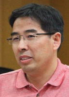 何跃辉 照片