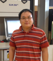 杨亚锋 照片