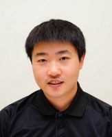 张航 照片